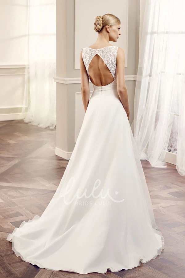 Scoop Chiffon Maxi Wedding Dress with Keyhole and Appliques