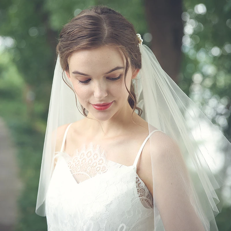 Elegant Tulle Elbow Veil with Beads