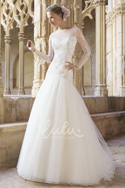 Bateau Neck A-Line Tulle Wedding Dress with Appliques and Long Sleeves