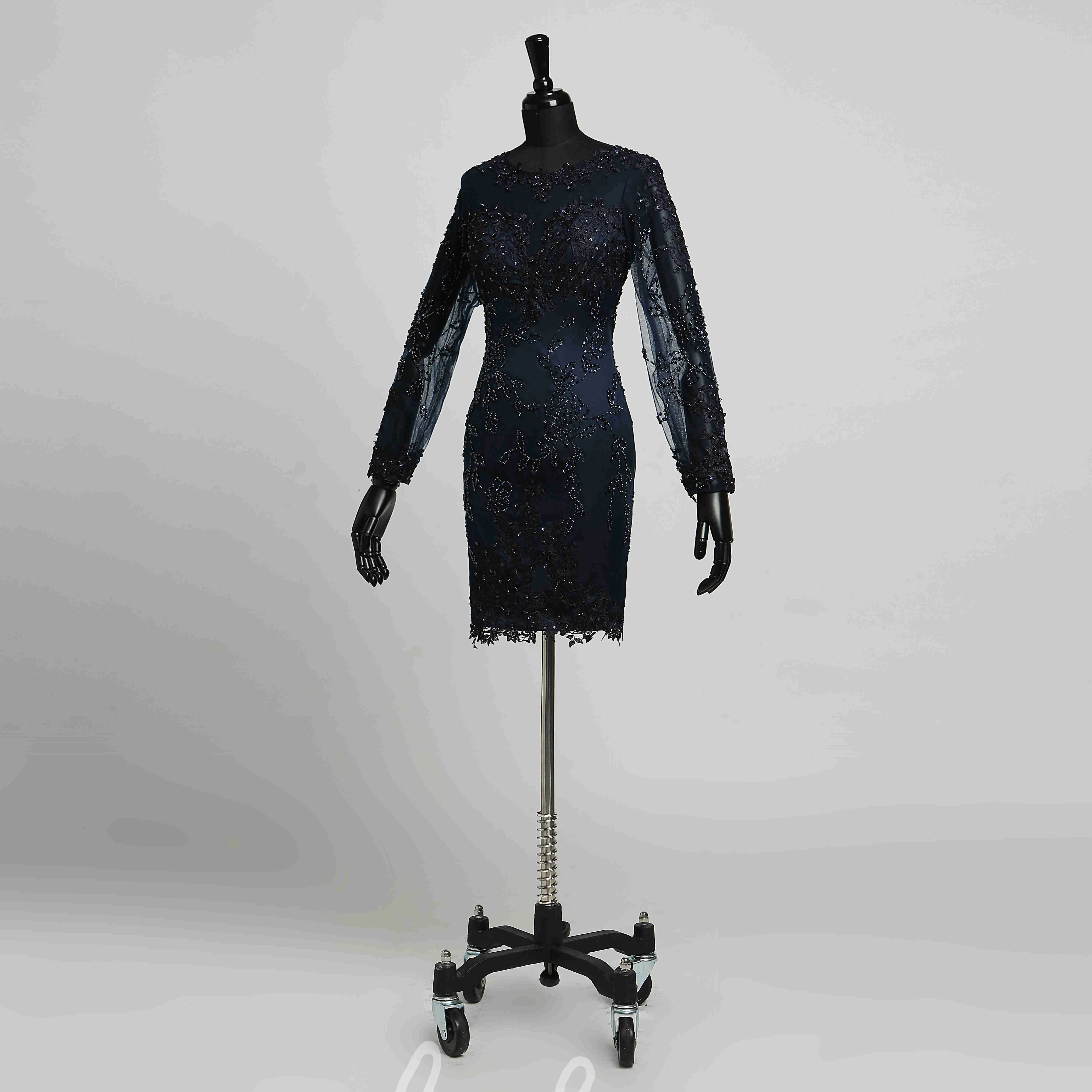 Knee-length Satin Bodycon Dress with Appliques Sequins Classy Prom Dress