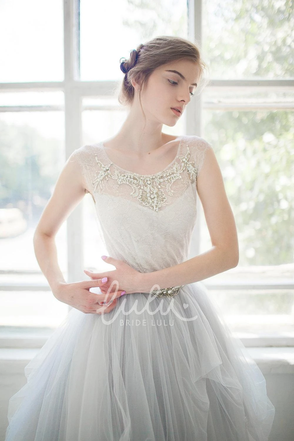 Modest Princess A-Line Short Sleeve Boho Lace Tulle Floor Wedding Dress Western Modern Ball Gown with Train