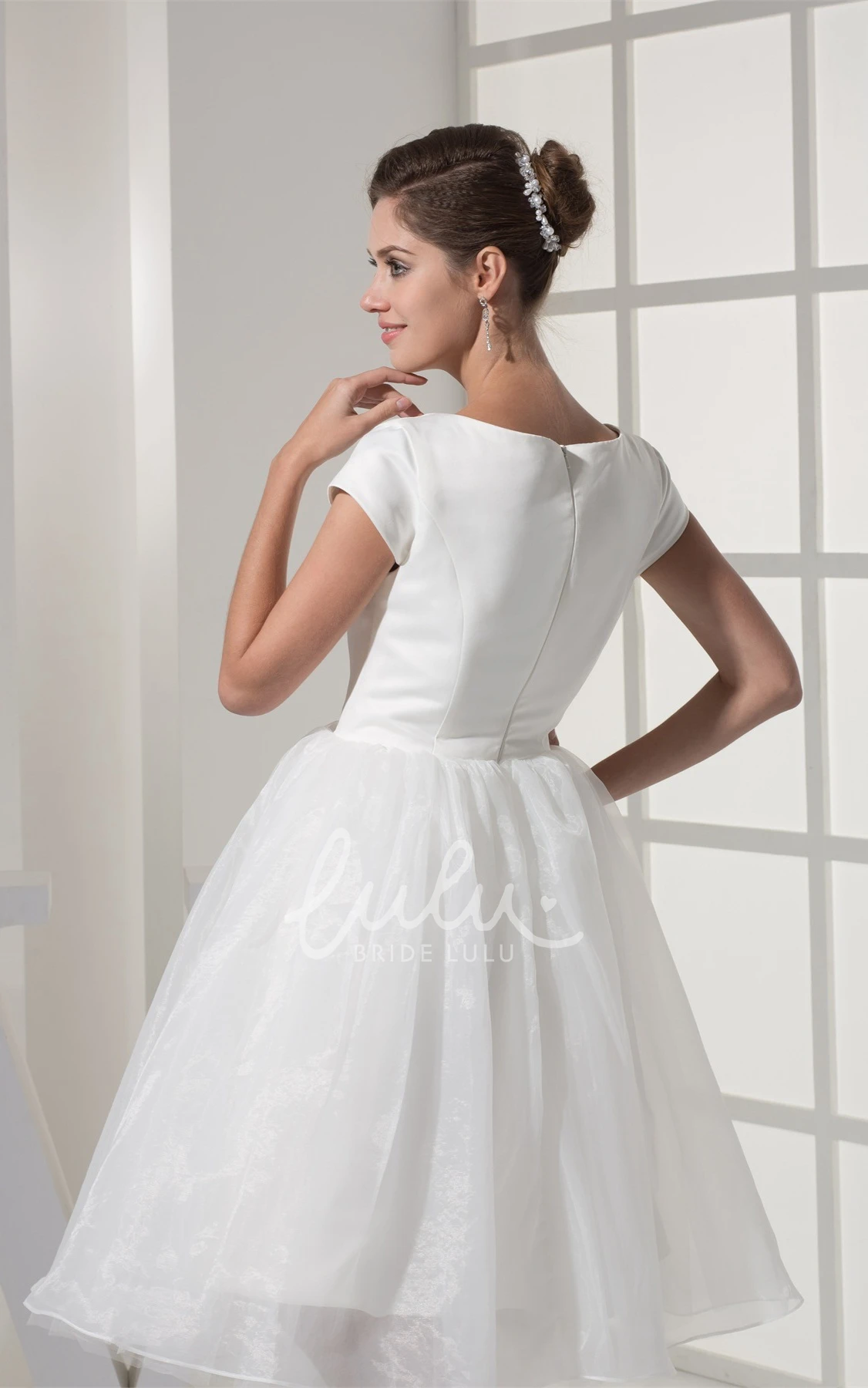 Pleated A-Line Midi Gown with Short Sleeves