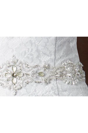 Crystal Mermaid Lace Wedding Dress with Sweetheart Neckline and Defined Waist