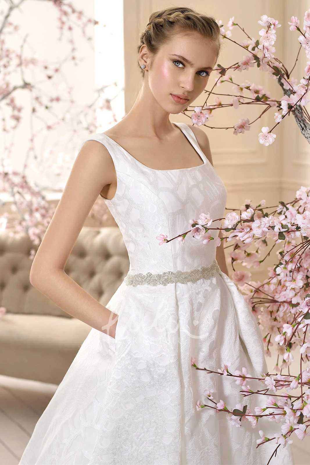 Jeweled A-Line Square-Neck Sleeveless Wedding Dress Classy Bridal Gown