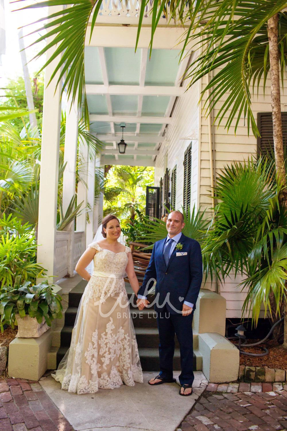 Champagne Lined A-Line Lace Wedding Dress Cap Sleeve