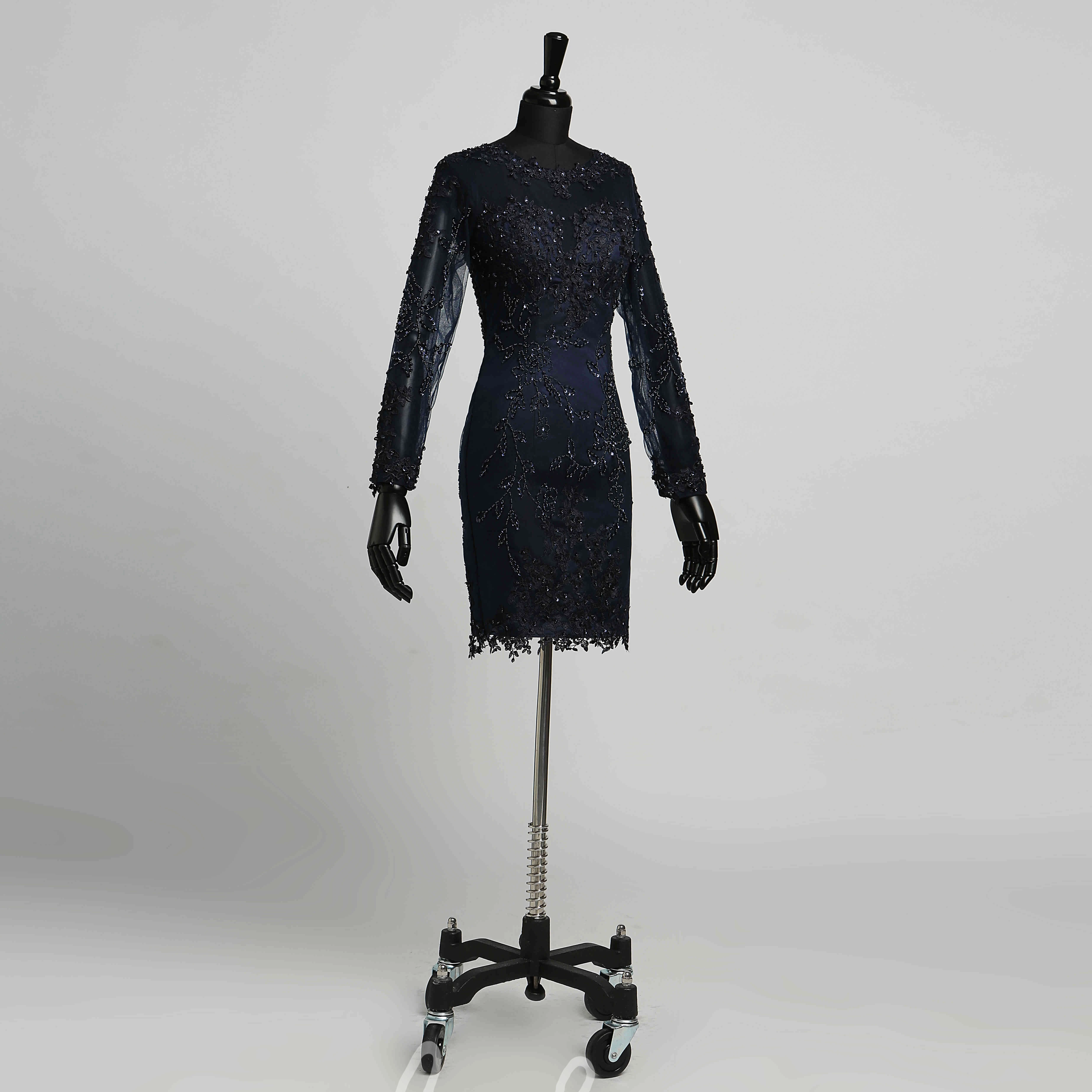 Knee-length Satin Bodycon Dress with Appliques Sequins Classy Prom Dress