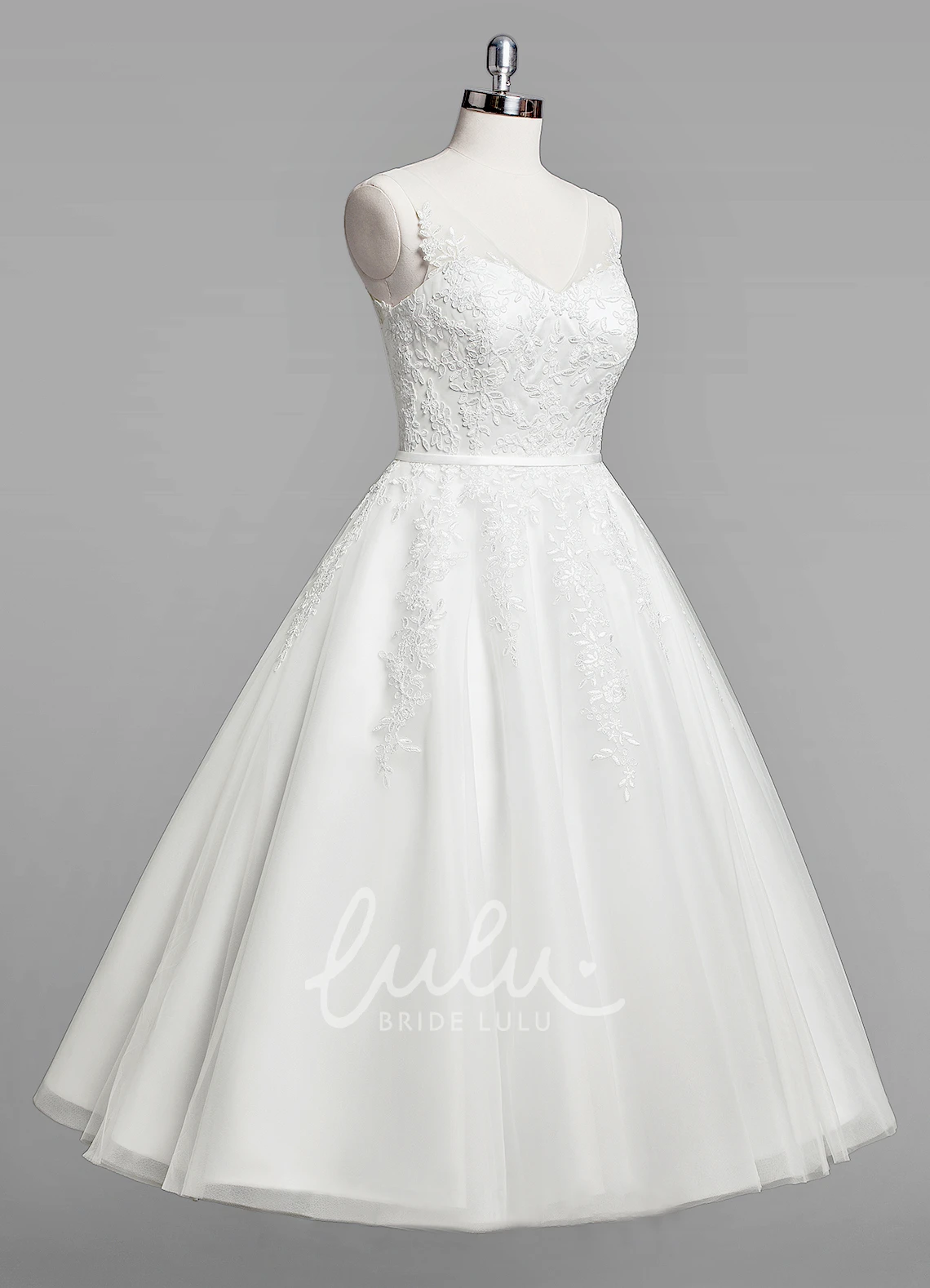 Sleeveless A-Line Lace Tea-Length Wedding Dress with V-Neck