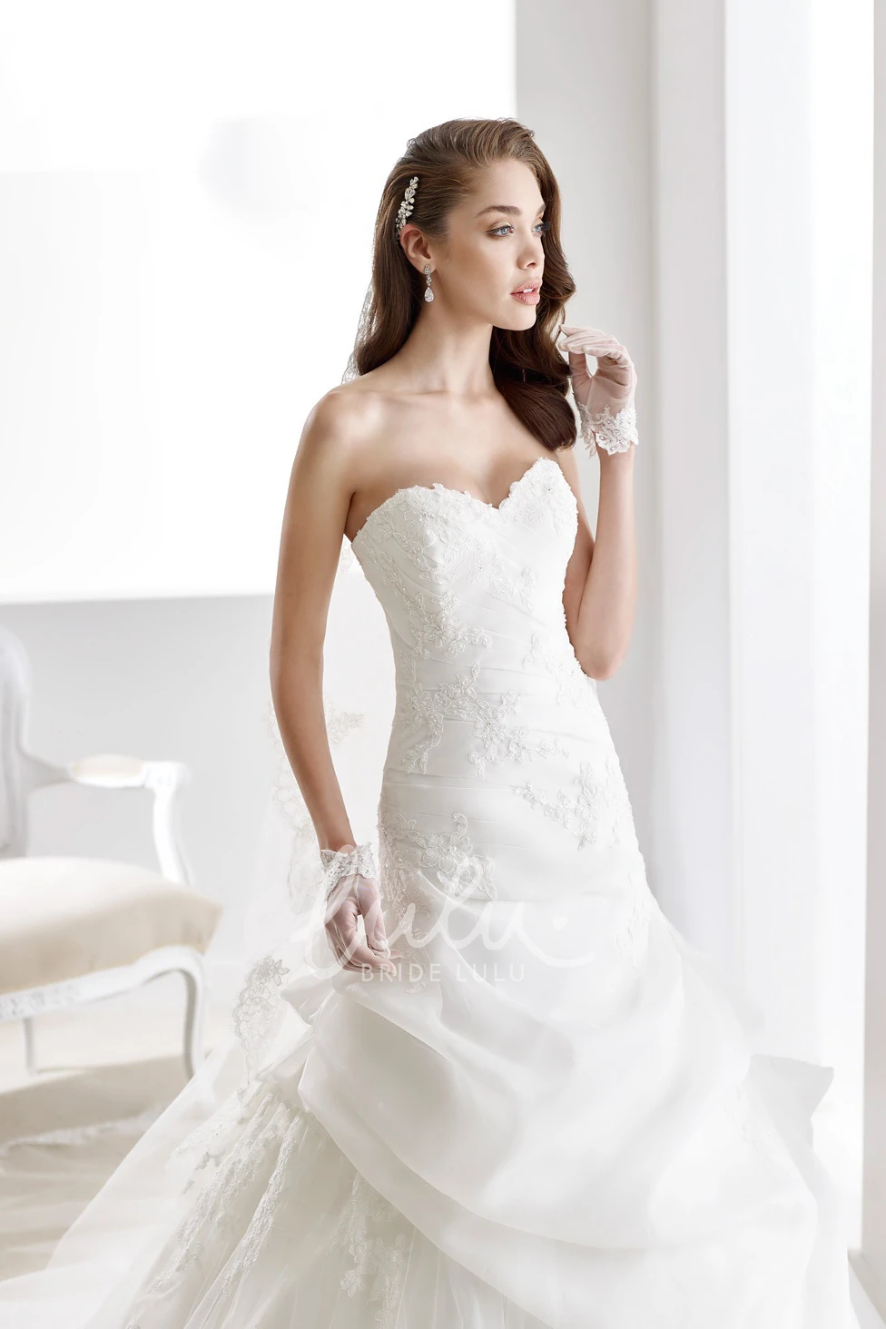 Applique Lace Wedding Dress with Sweetheart Neckline and Side Ruffles