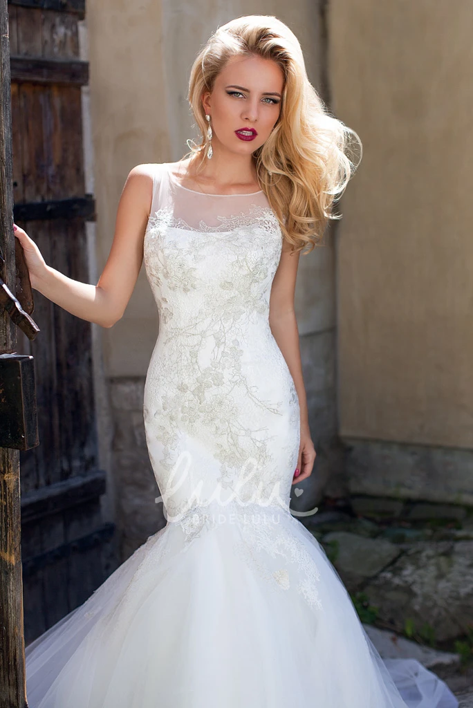 Scoop Appliqued Tulle Wedding Dress with Court Train Floor-Length