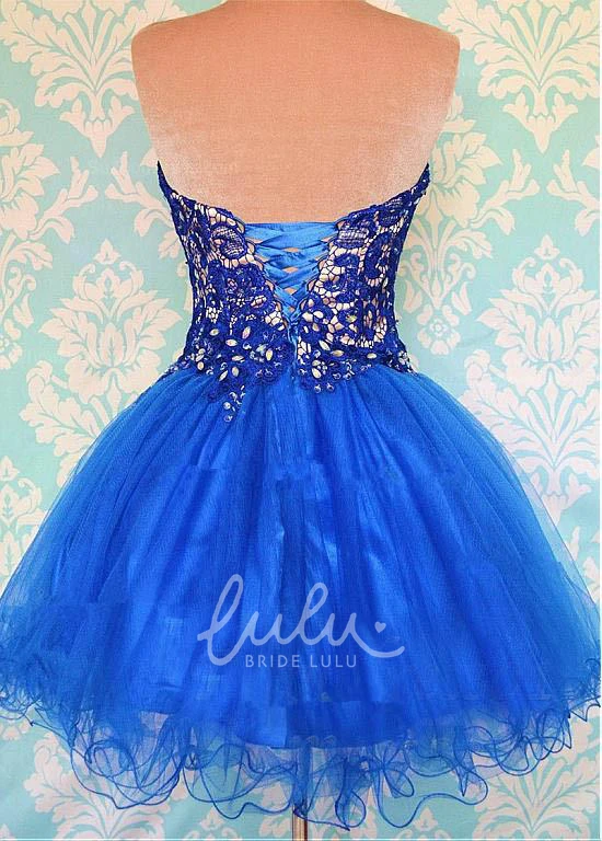 Sleeveless Short Homecoming Dress with Sweetheart Neckline and Appliques Modern Prom Dress