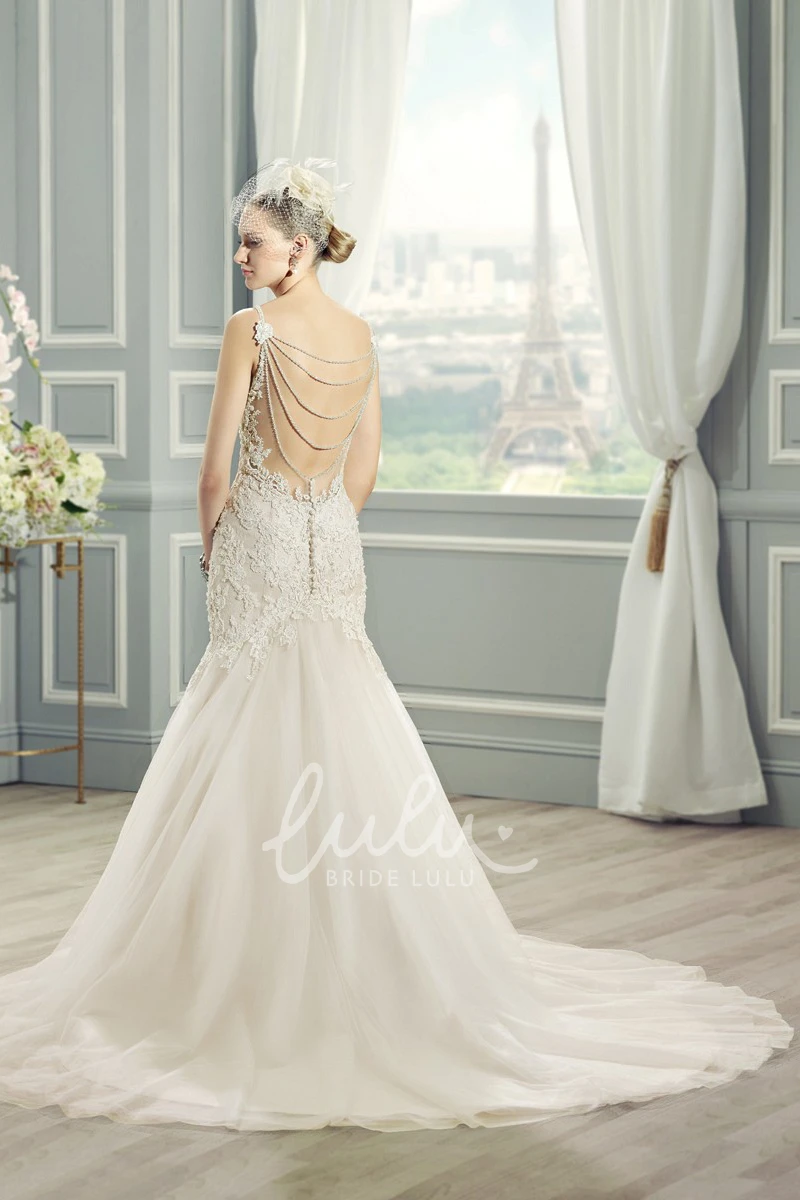 Sleeveless Lace Spaghetti A-Line Wedding Dress with Court Train and Backless Style