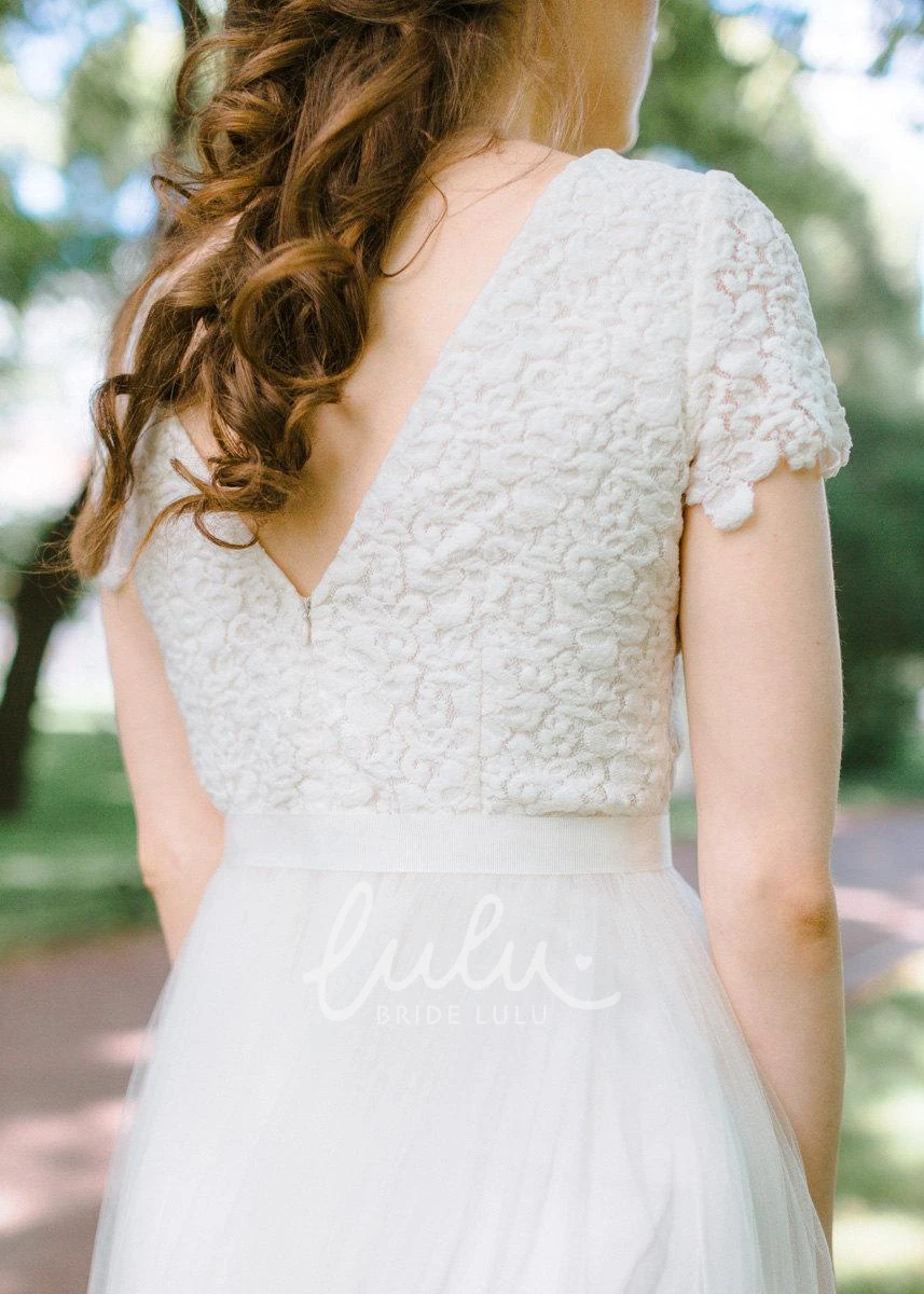 Short Sleeve Lace Bodice Tulle Wedding Dress with Jewel Neckline