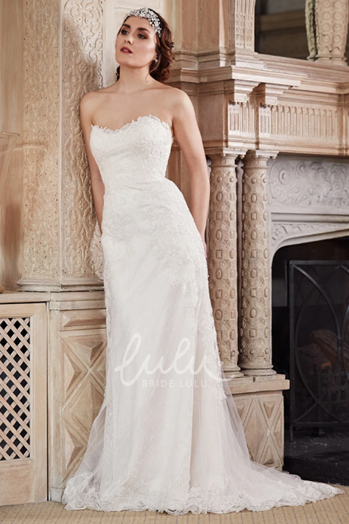 Appliqued Lace&Tulle Wedding Dress with Brush Train Strapless Classy Bridal Gown Modern
