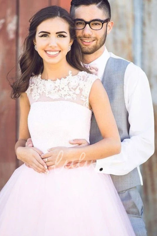 Sleeveless A-Line Knee-Length Homecoming Dress with Jewel Appliques and Lace Prom Dress