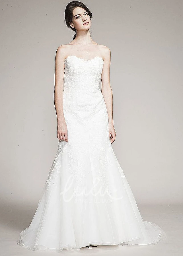 Tulle Wedding Dress with Sweetheart Neckline and Lace Detail