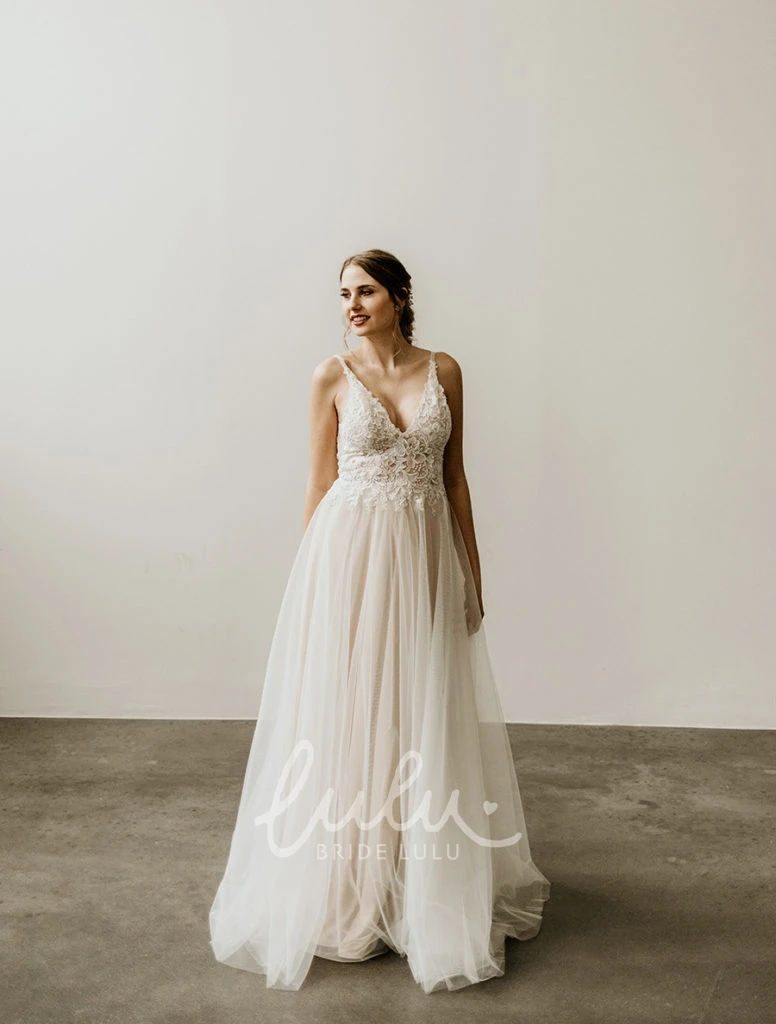 Romantic Spaghetti Straps A-line Elegant V-Neck Deep V-Back Tulle Lace Applique Wedding Dress