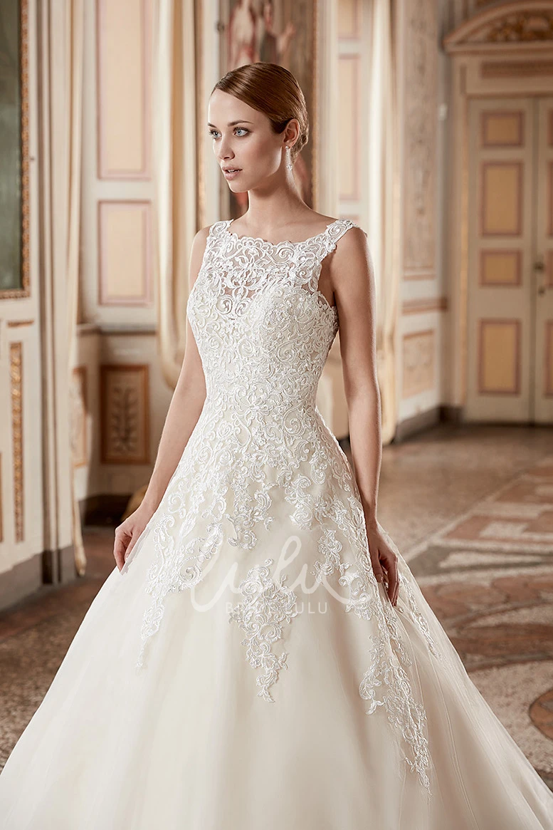Sleeveless Bateau-Neck Lace Ball Gown Wedding Dress