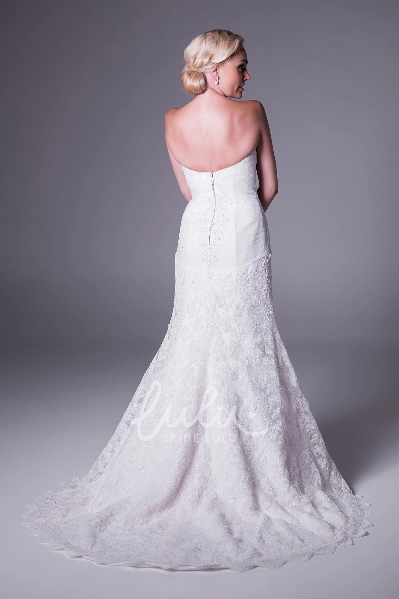 Sweetheart Mermaid Lace Wedding Dress