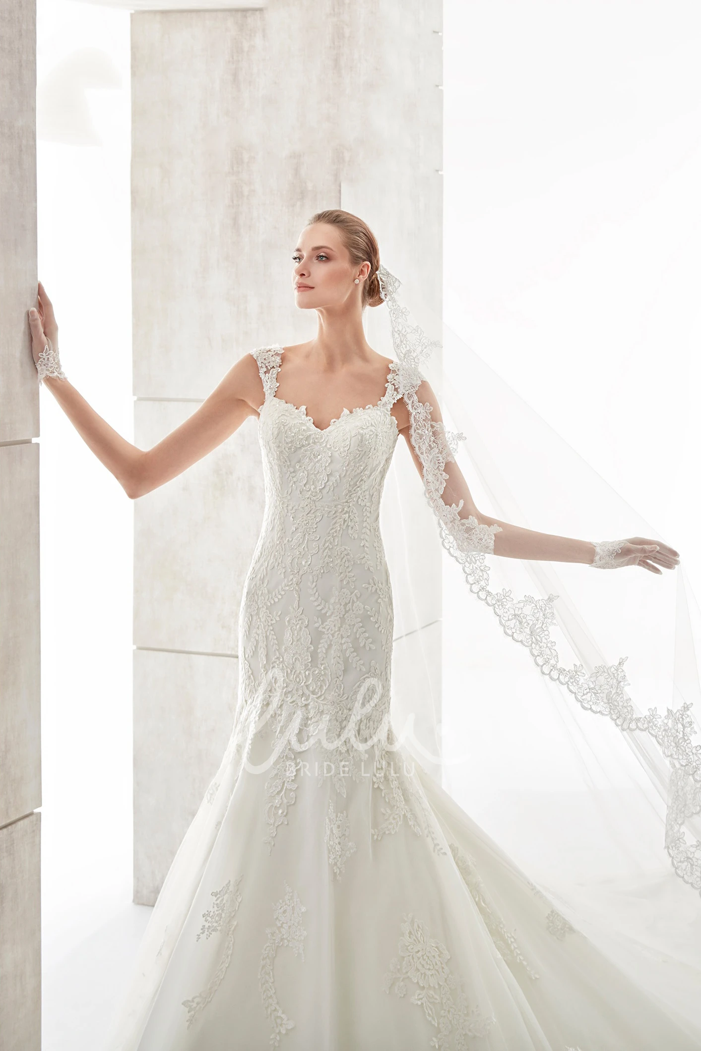 Illusive Lace Square-Neck Mermaid Wedding Dress with Court Train