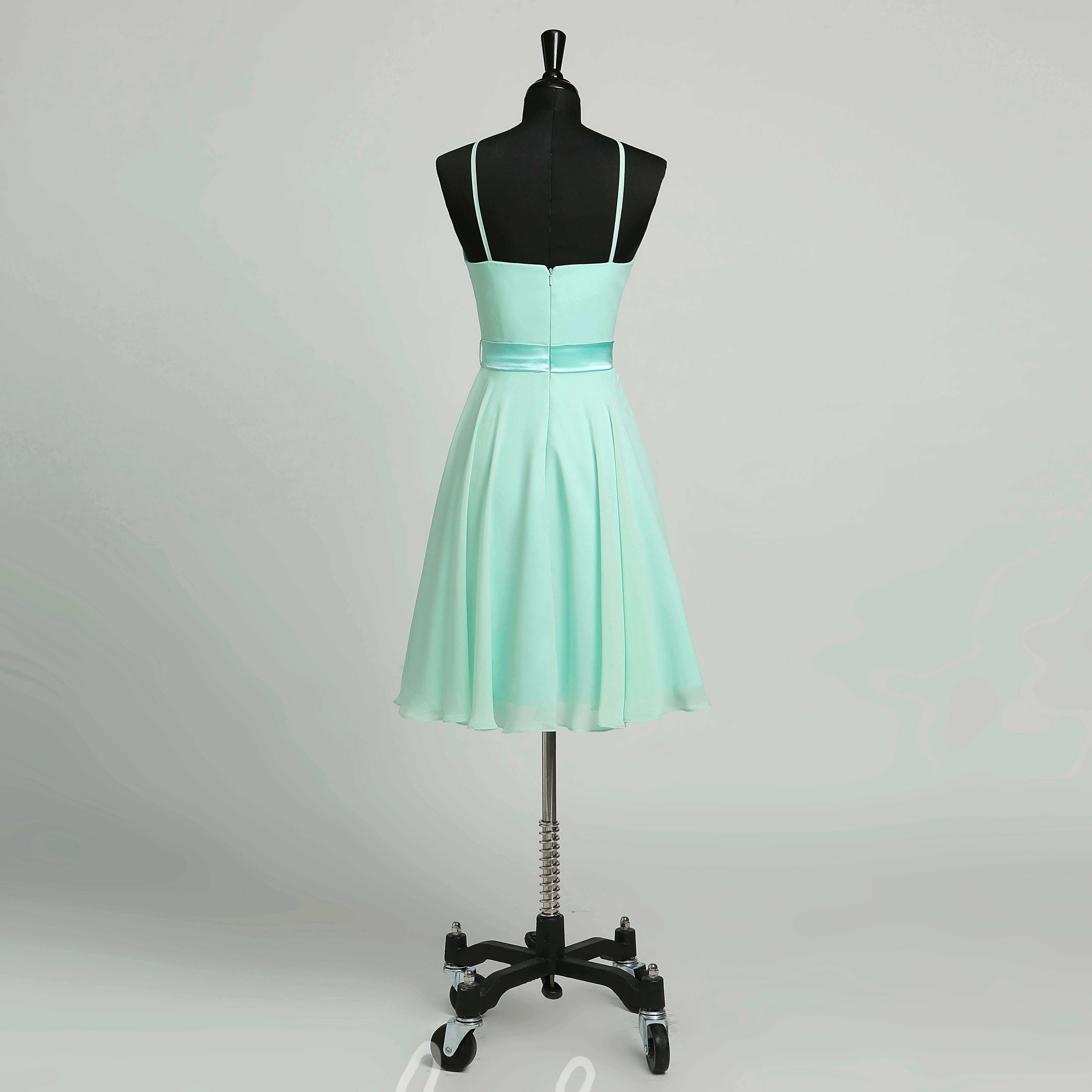 Simple Chiffon A-Line Halter Sleeveless Mini Bridesmaid Dress