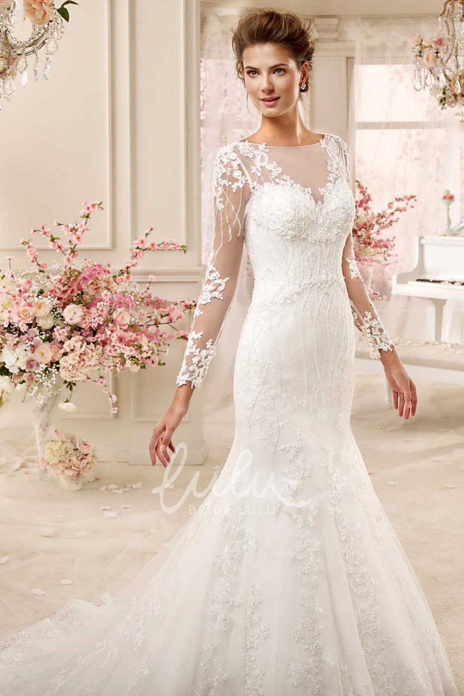 Illusive Design Long-Sleeve Mermaid Wedding Dress with Brush Train Elegant Women's Bridal Gown