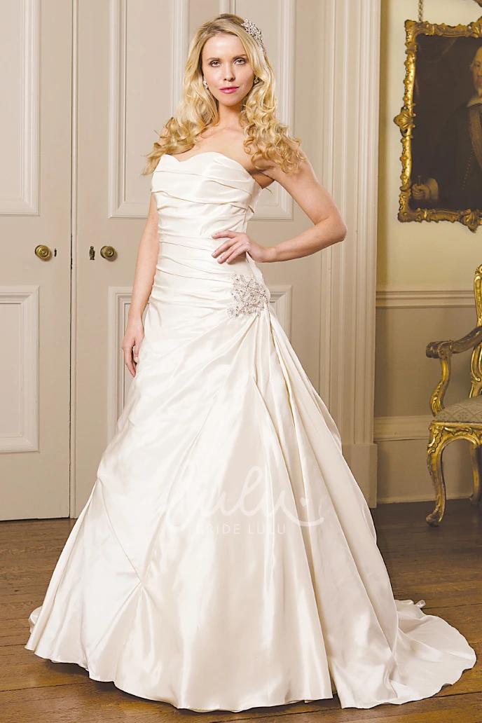 Sweetheart Satin A-Line Wedding Dress with Side-Draped and Broach Timeless Bridal Gown
