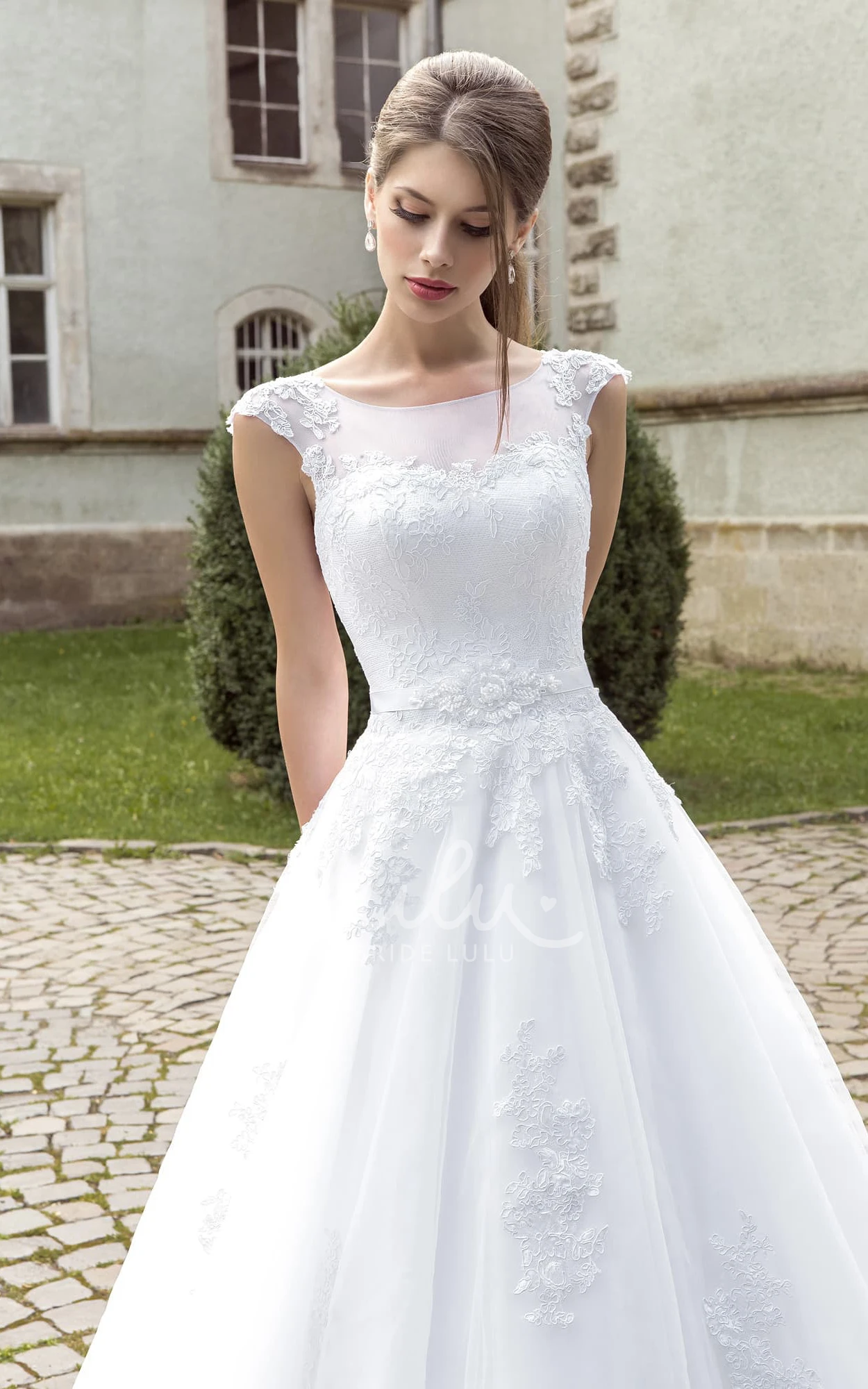 Sleeveless A-line Illusion Back Appliques Spring Wedding Dress