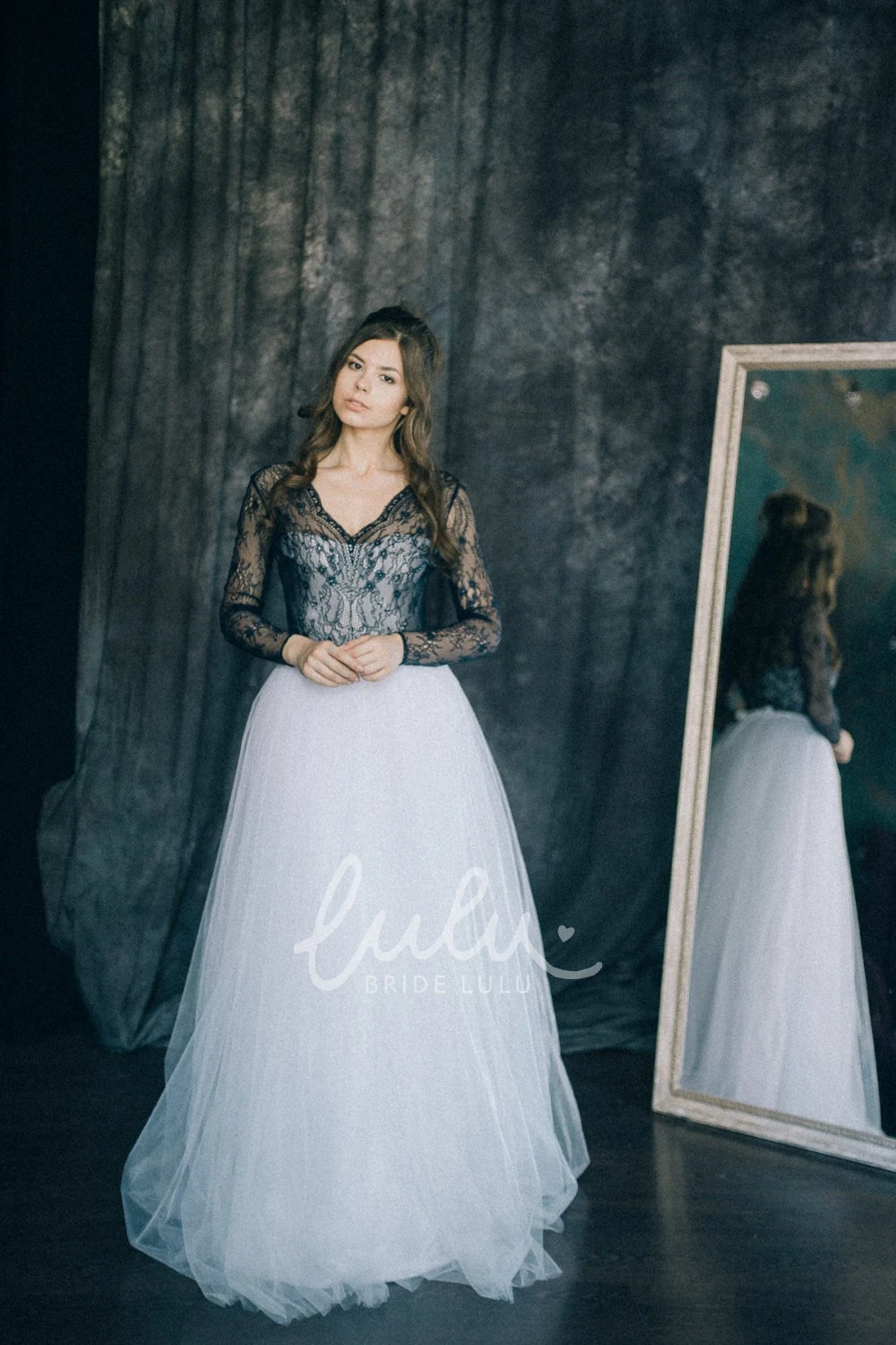 Long Sleeve Black Lace Sheath Wedding Dress V-neck Illusion Back Low-V Floor-length