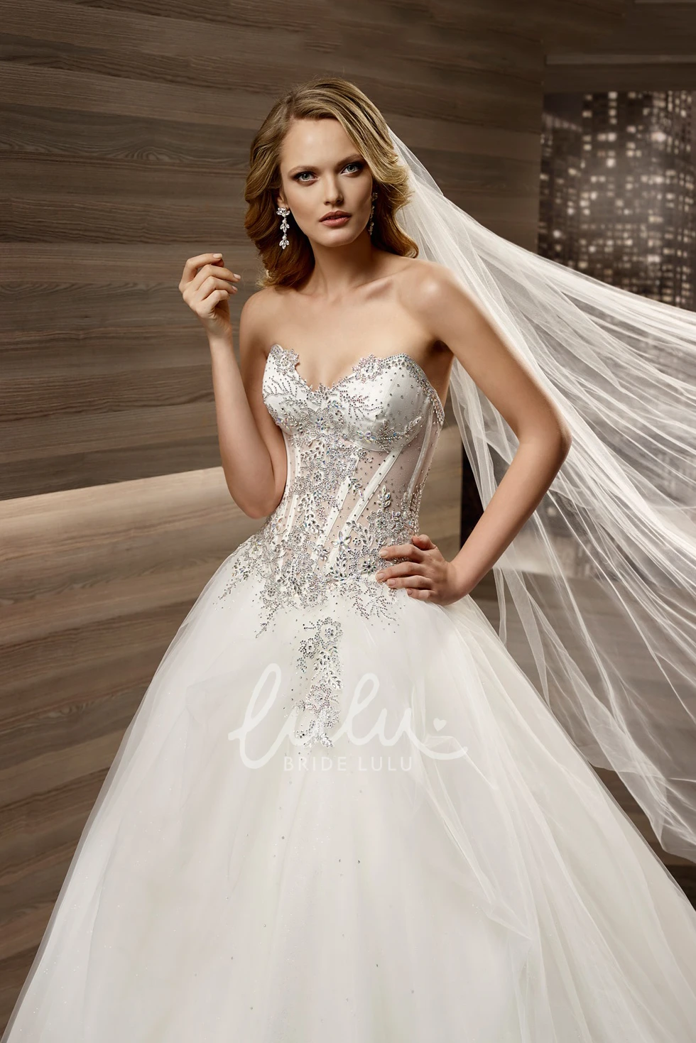Tulle Skirt Beaded Corset A-Line Wedding Dress Sweetheart Brush Train
