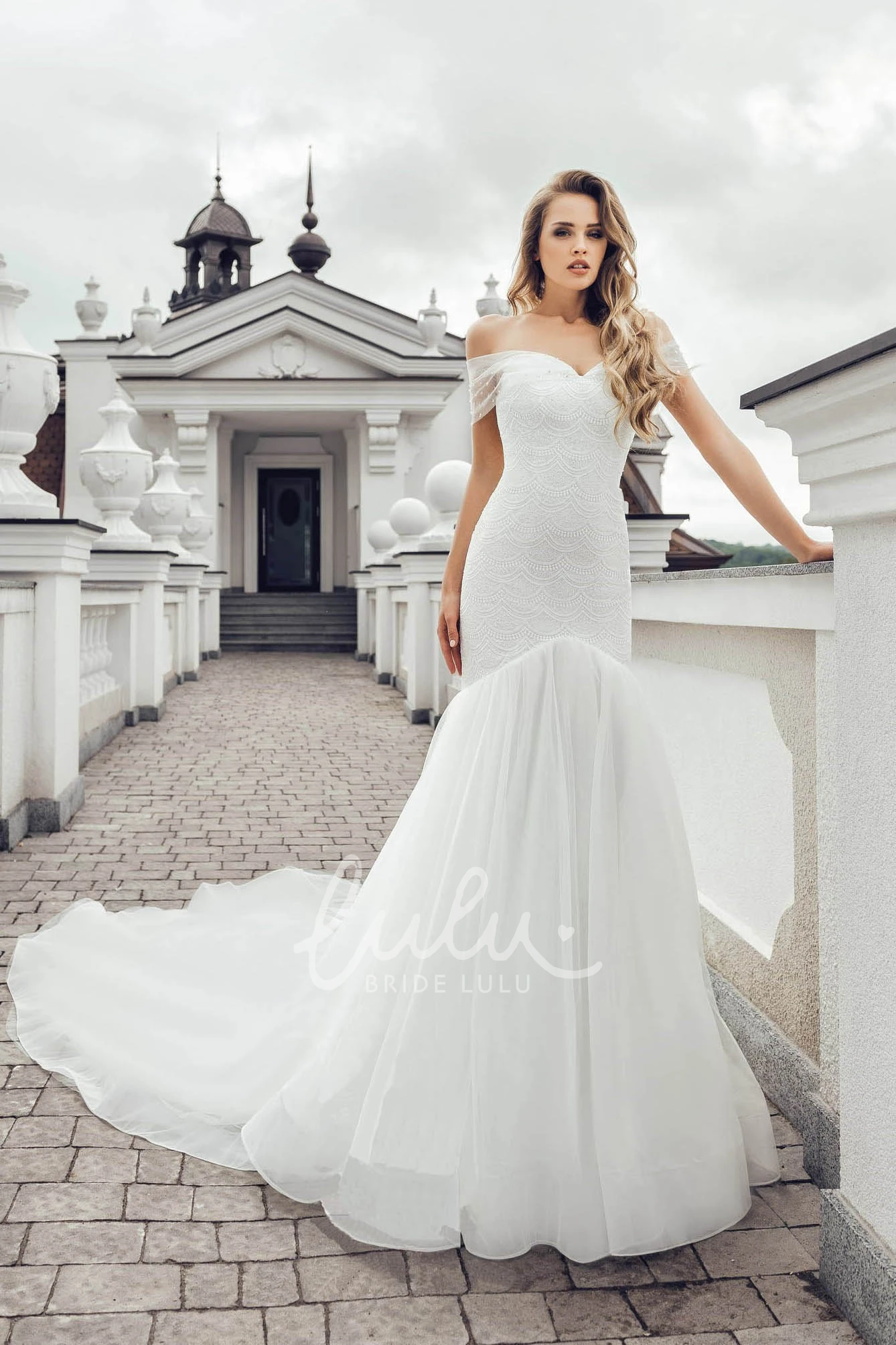 Off-the-shoulder Mermaid Wedding Dress with Beading Luxury Chiffon and Lace Dress