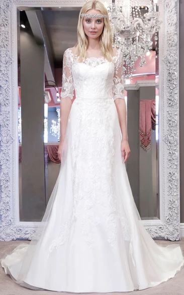 A-Line Lace and Tulle Wedding Dress Half-Sleeve Jewel Neckline
