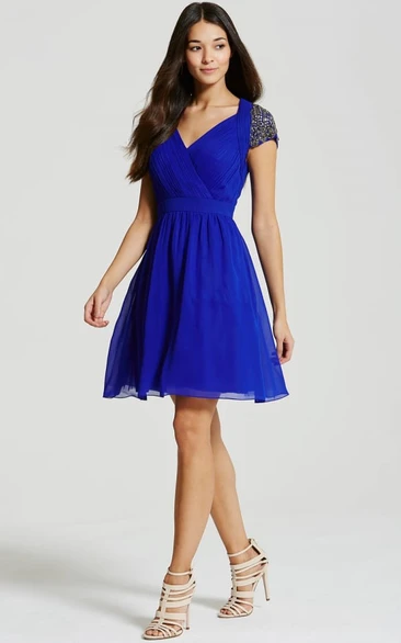 Short V-Neck Ruched Chiffon Bridesmaid Dress with Beading and Keyhole 2024 Classy Modern