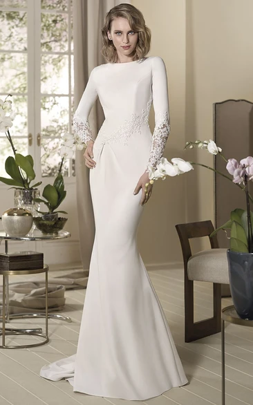 Long-Sleeve Sheath Jersey Wedding Dress with High-Neck and Appliques