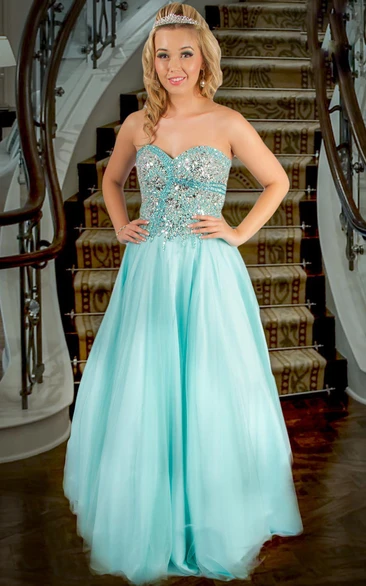 A-Line Sweetheart Beaded Tulle Prom Dress with Pleats Long Sleeveless 2024