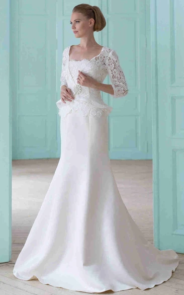 Satin&Lace Square-Neck Sheath Wedding Dress with Broach and Illusion Modern Bridal Gown
