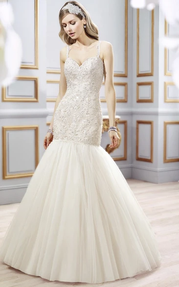 Mermaid Lace Appliqued Wedding Dress with Chapel Train Sleeveless Bridal Gown