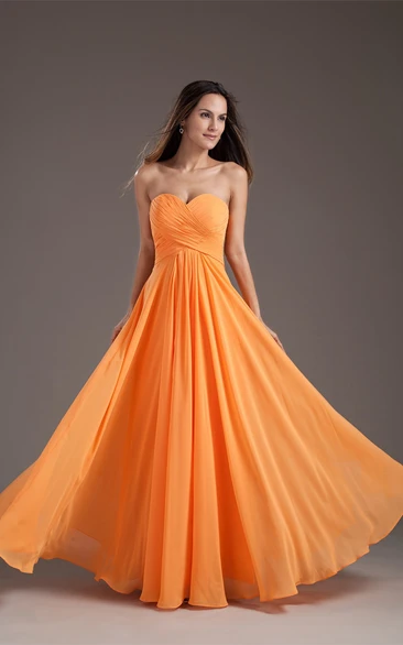 Maxi Chiffon Bridesmaid Gown with Sweetheart Criss-Cross Pleats and Sleeveless Design