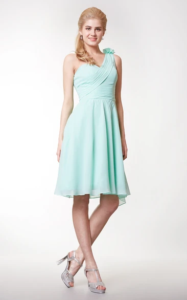 One-shoulder Chiffon Bridesmaid Dress with Flower Knee Length & Modern