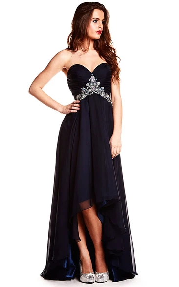 Sweetheart Sequined High-Low Prom Dress with Sleeveless Charm