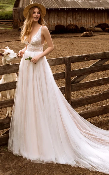 Plunging Neckline Tulle A-Line Wedding Dress with Appliques Elegant Bridal Gown