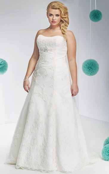 Lace Appliqued Plus Size Wedding Dress with Broach A-Line Strapless Long Sleeveless