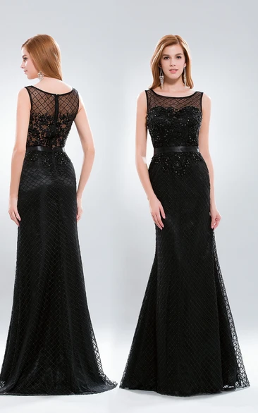 Bateau Sleeveless Lace Sheath Dress with Appliques and Sequins Bridesmaid Dress