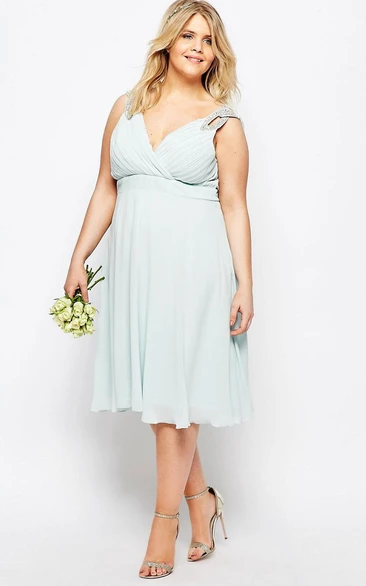 Knee-Length Chiffon Bridesmaid Dress with Beading and Pleats A-Line V-Neck Sleeveless