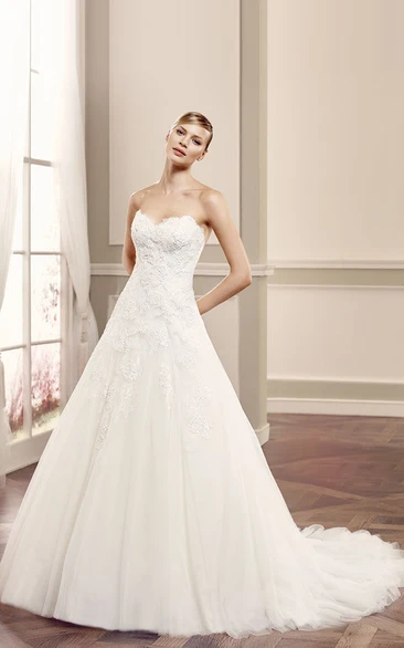 Long Tulle Wedding Dress with Appliques & Corset Back A-Line Sweetheart