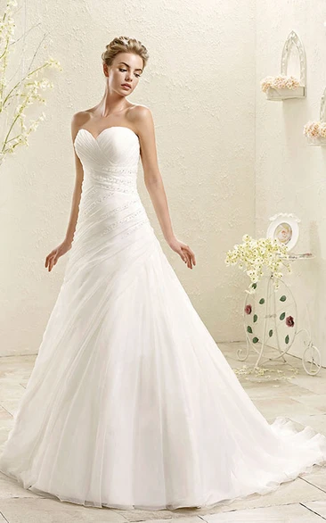 Long Beaded Tulle A-Line Wedding Dress with Sweetheart Neckline Modern Bridal Gown