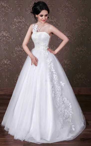 Ball Gown Tulle Wedding Dress With Lace Sleeveless Scoop-Neck Classic