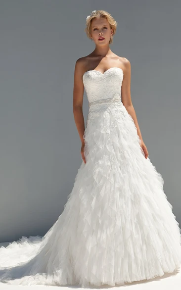 Sweetheart Tulle Wedding Dress with Cascading Ruffles and Waist Jewelry A-Line Floor-Length