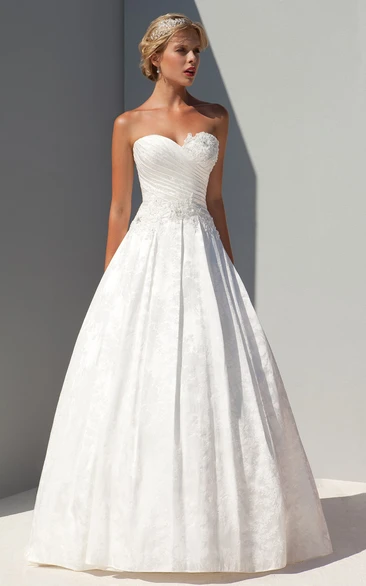 Sweetheart A-Line Satin Wedding Dress with Appliques and Beading Long Bridal Gown