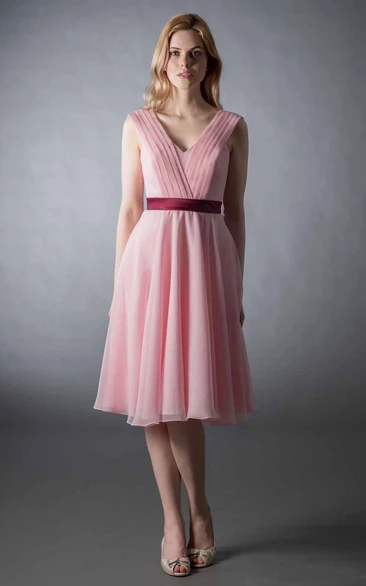 Knee-Length A-Line V-Neck Ruched Chiffon Bridesmaid Dress