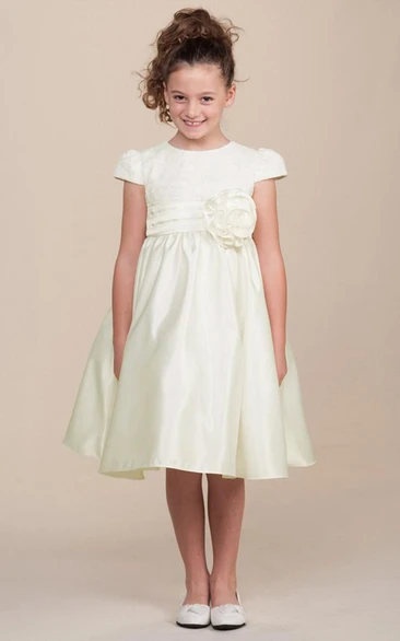 Cap-Sleeve Lace&Satin Tea-Length Flower Girl Dress with Tiered Floral Design